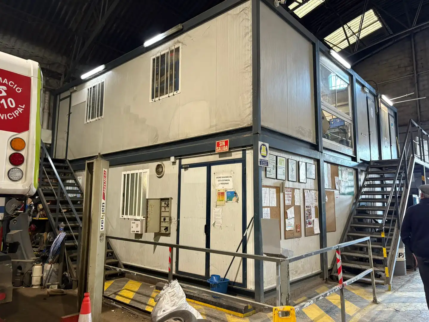 Exterior view of Industrial buildings for rent in Alboraya
