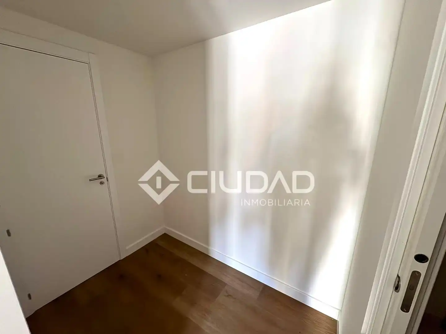 Habitación de Piso en venta en Sanlúcar de Barrameda con Jardín privado, Terraza y Trastero