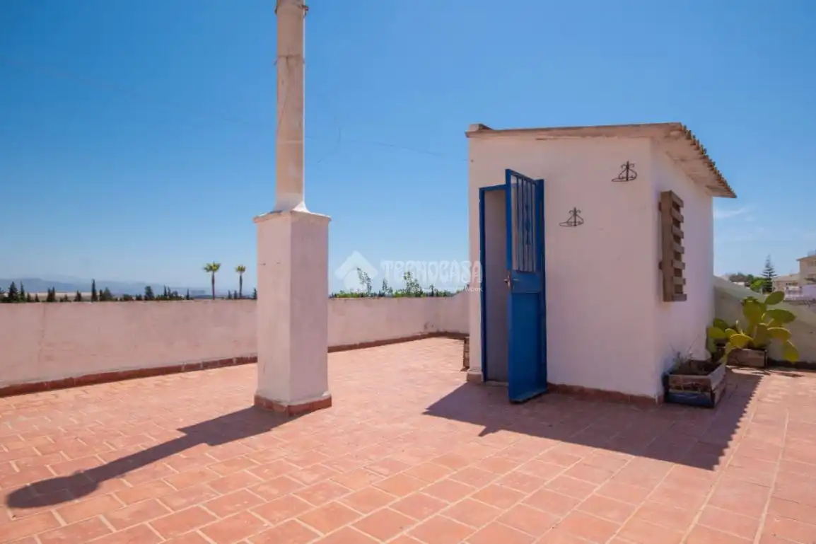 Casa bifamiliare con terrazza in vendita a Churriana, imagen 2