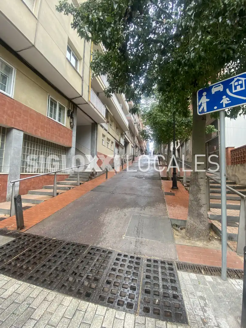 Local commercial à vendre à ROVELLAT, imagen 18