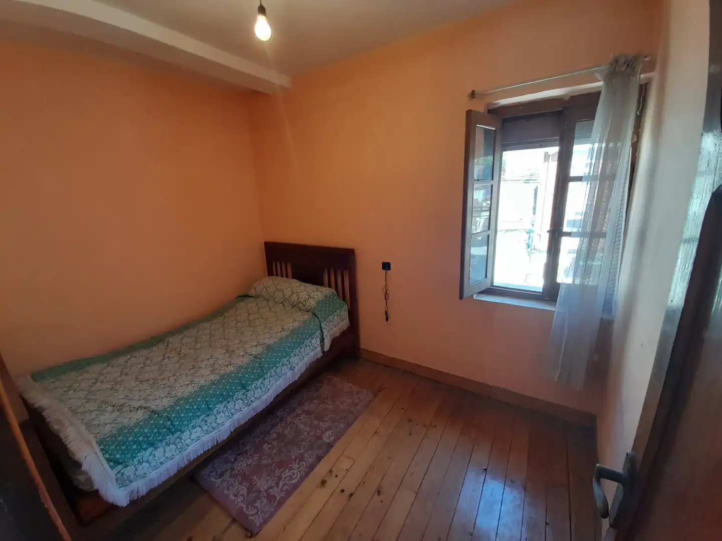 Dormitori de Casa o xalet en venda en Laviana amb Calefacció i Traster