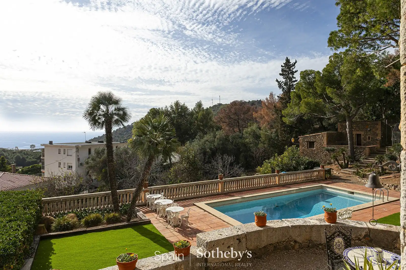 Terrassa de Casa o xalet en venda en Castelldefels amb Aire condicionat, Calefacció i Jardí privat