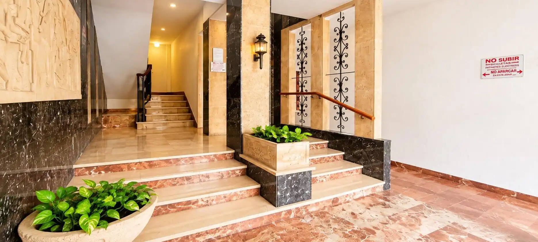 Flat for sale in Llevant