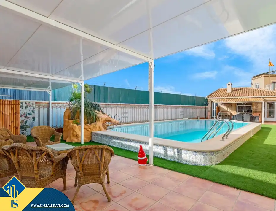 Villa avec piscine à vendre à Zona Carrefour - Urbanizaciones, imagen 4