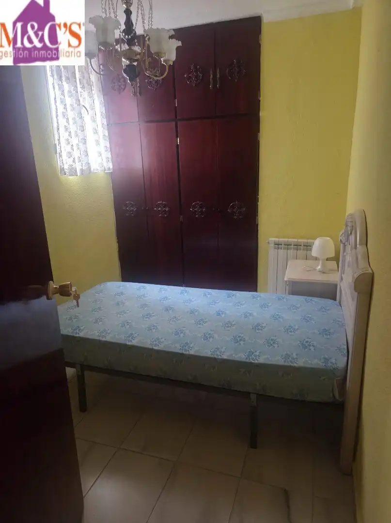 Bedroom of Flat for sale in PAU 2-600