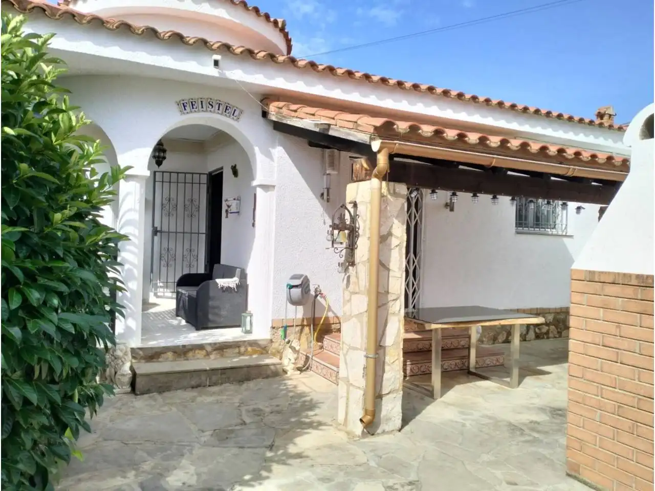 Exterior view of Houses for sale in Mont-roig del Camp  with Air Conditioner, Private garden and Furnished