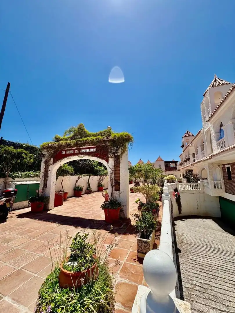 Casa adosada de lloguer en Vélez-Málaga amb Terrassa, Moblat i Balcó