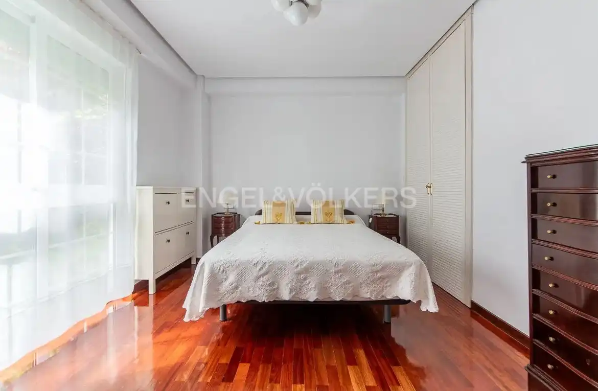 Habitación de Casa o chalet en venta en Madrid con Aire acondicionado, Calefacción y Jardín privado