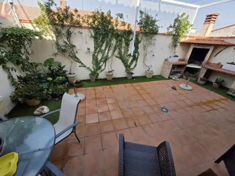 Terrassa de Casa o xalet en venda en Malpartida de Plasencia amb Aire condicionat, Calefacció i Jardí privat