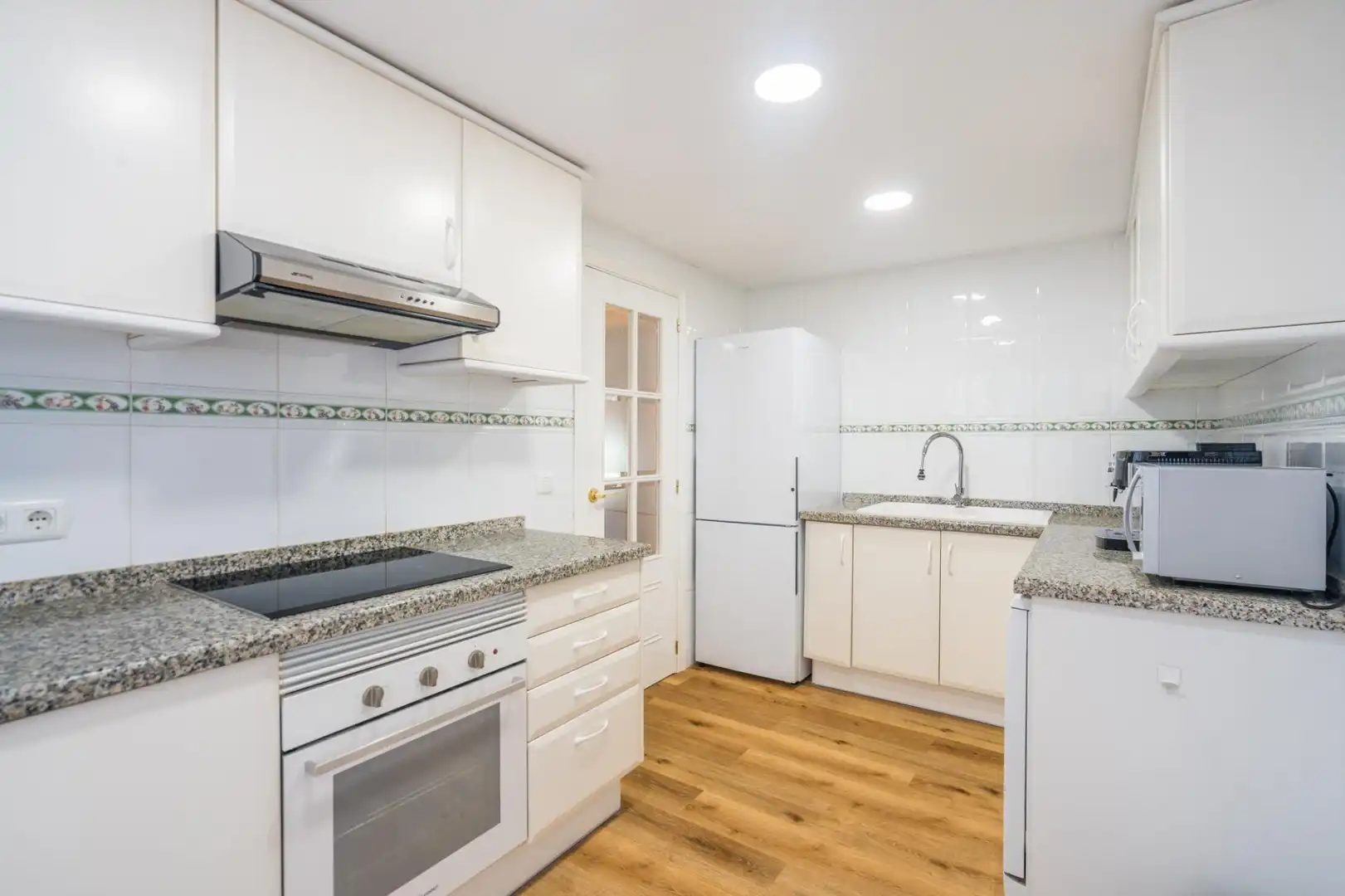 Flat with pool for sale in Calle MILA REIAL, imagen 23