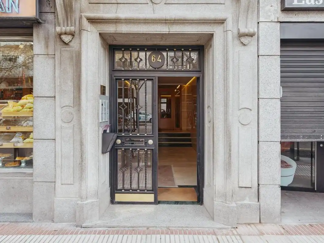 Piso en venta en Madrid con Aire acondicionado, Calefacción y Amueblado