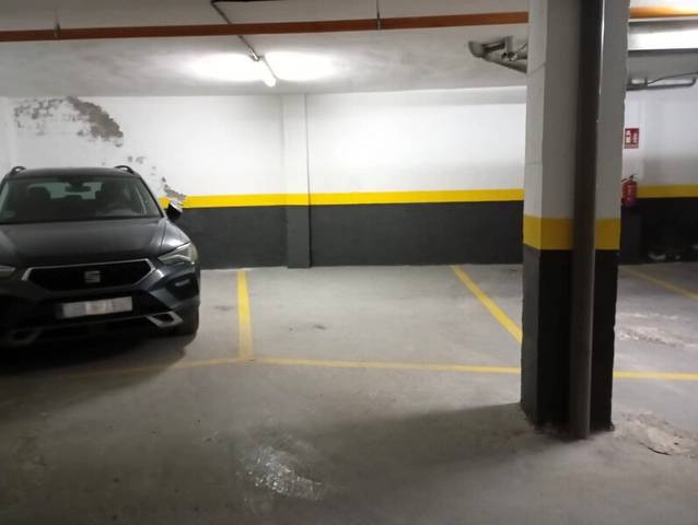 Garaje en Venta en Universidad - Malasaña