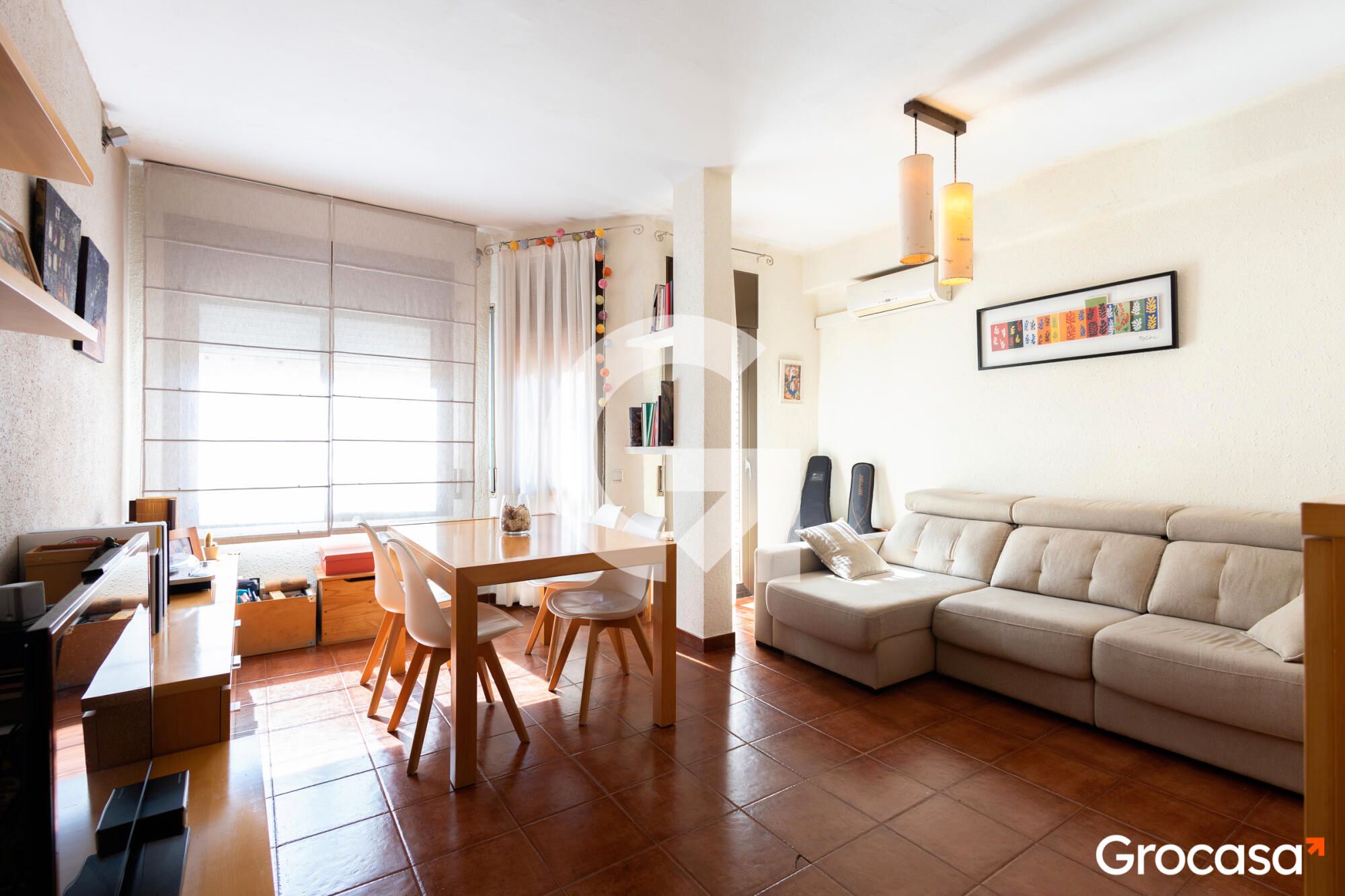Exterior view of Flat for sale in  Barcelona Capital  with Air Conditioner, Oven and Balcony