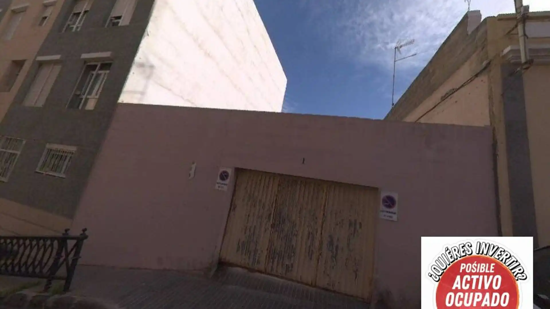 Vista exterior de Local en venta en Las Palmas de Gran Canaria