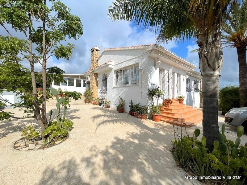 Exterior view of House or chalet for sale in Dénia  with Air Conditioner, Heating and Private garden
