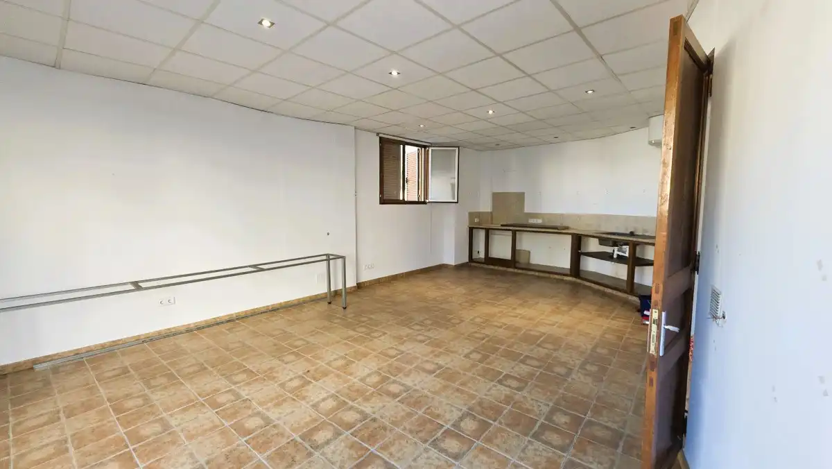Geschaftsraum zur Miete in Sóller