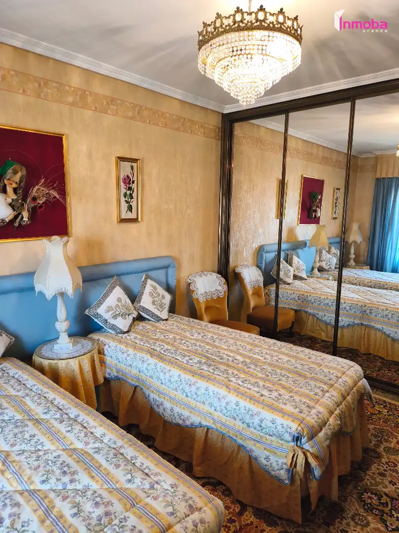 Habitación de Piso en venta en Aranda de Duero con Calefacción, Parquet y Trastero