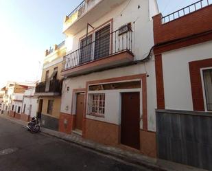 Vista exterior de Casa o xalet en venda en La Puebla del Río amb Terrassa