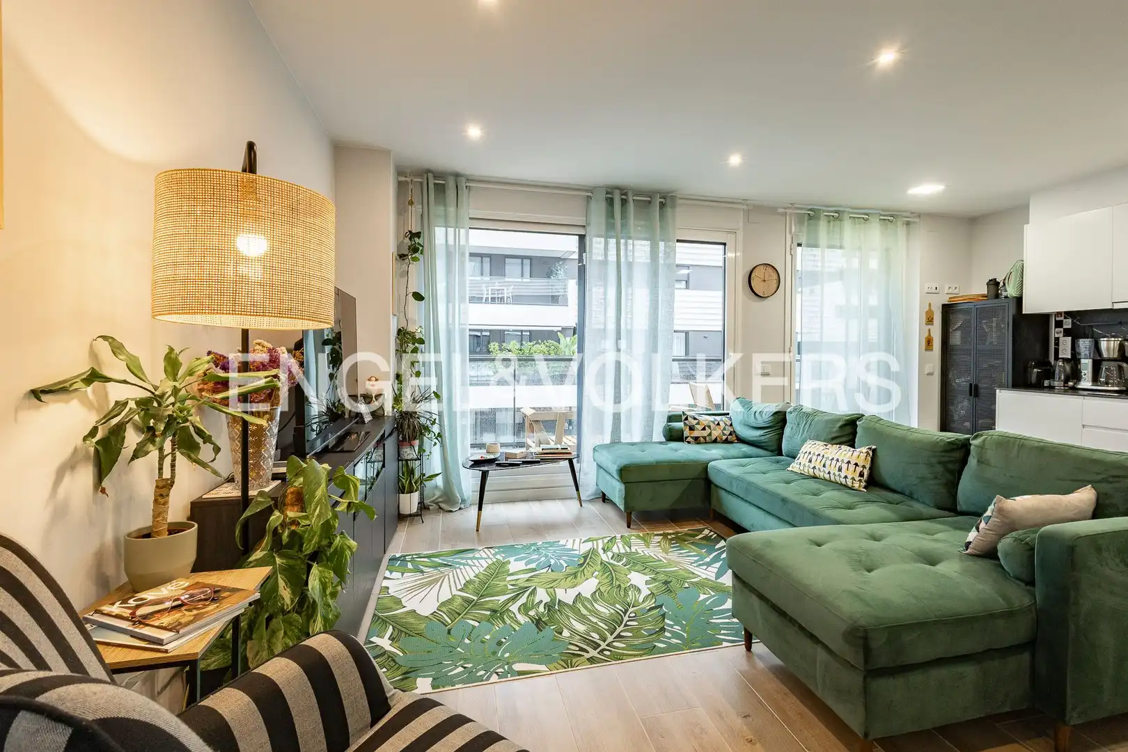 Flat with pool to rent in Finestrelles, imagen 5