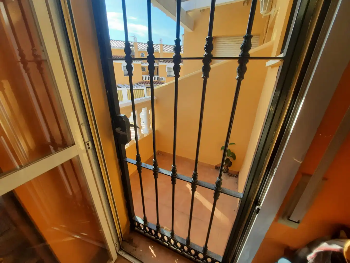 Terrassa de Casa adosada en venda en Torremolinos amb Aire condicionat, Calefacció i Traster