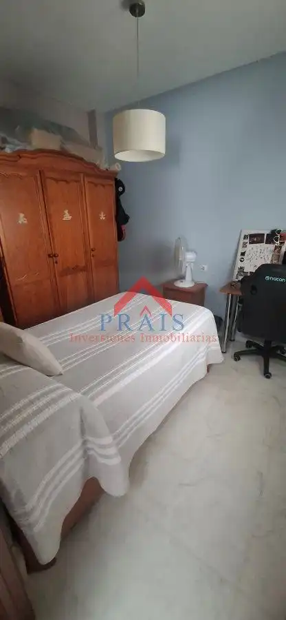 Habitación de Casa adosada en venta en Utrera con Aire acondicionado y Trastero