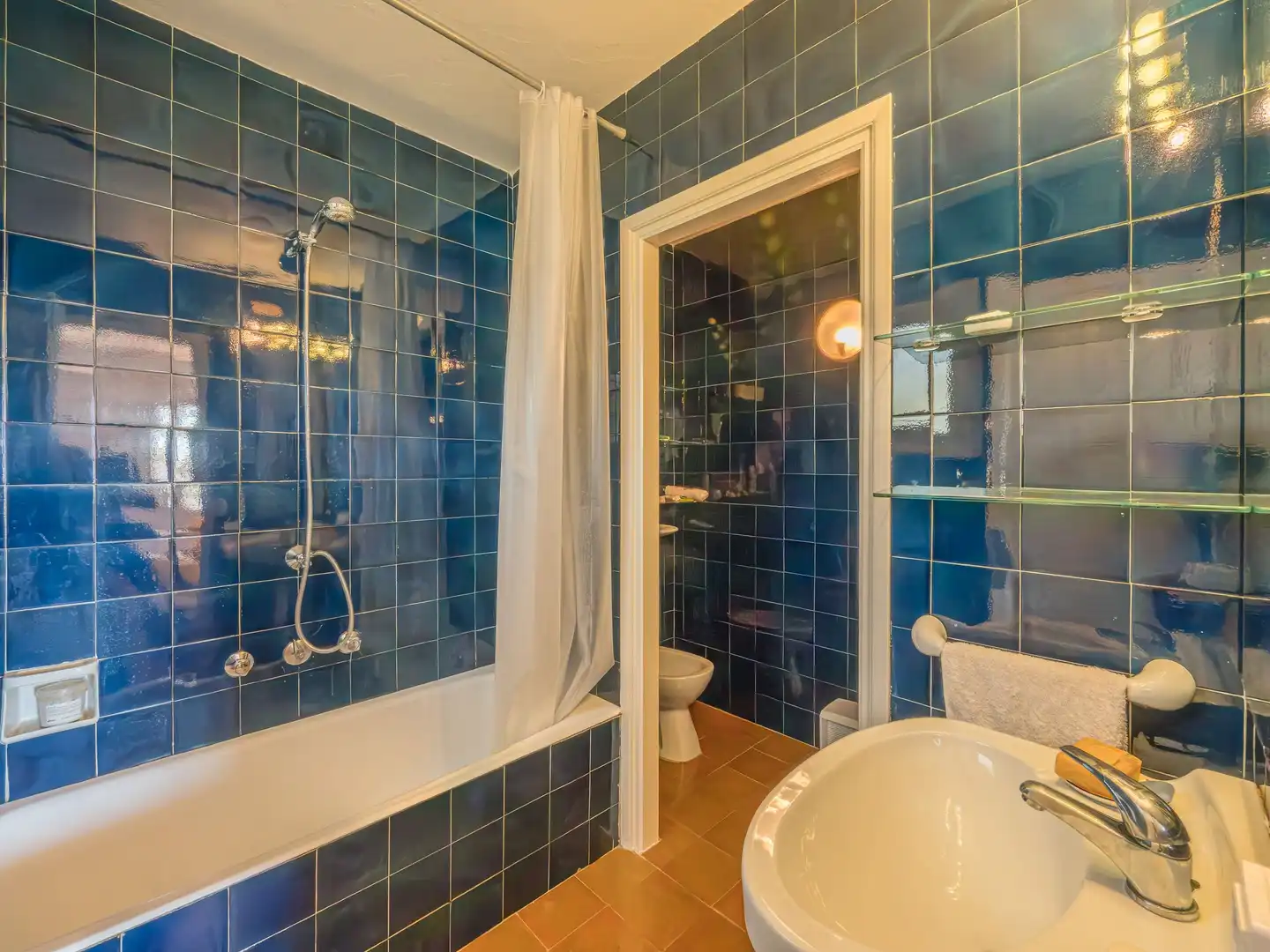 Bathroom of Flat for sale in Es Mercadal  with Private garden, Terrace and Storage room