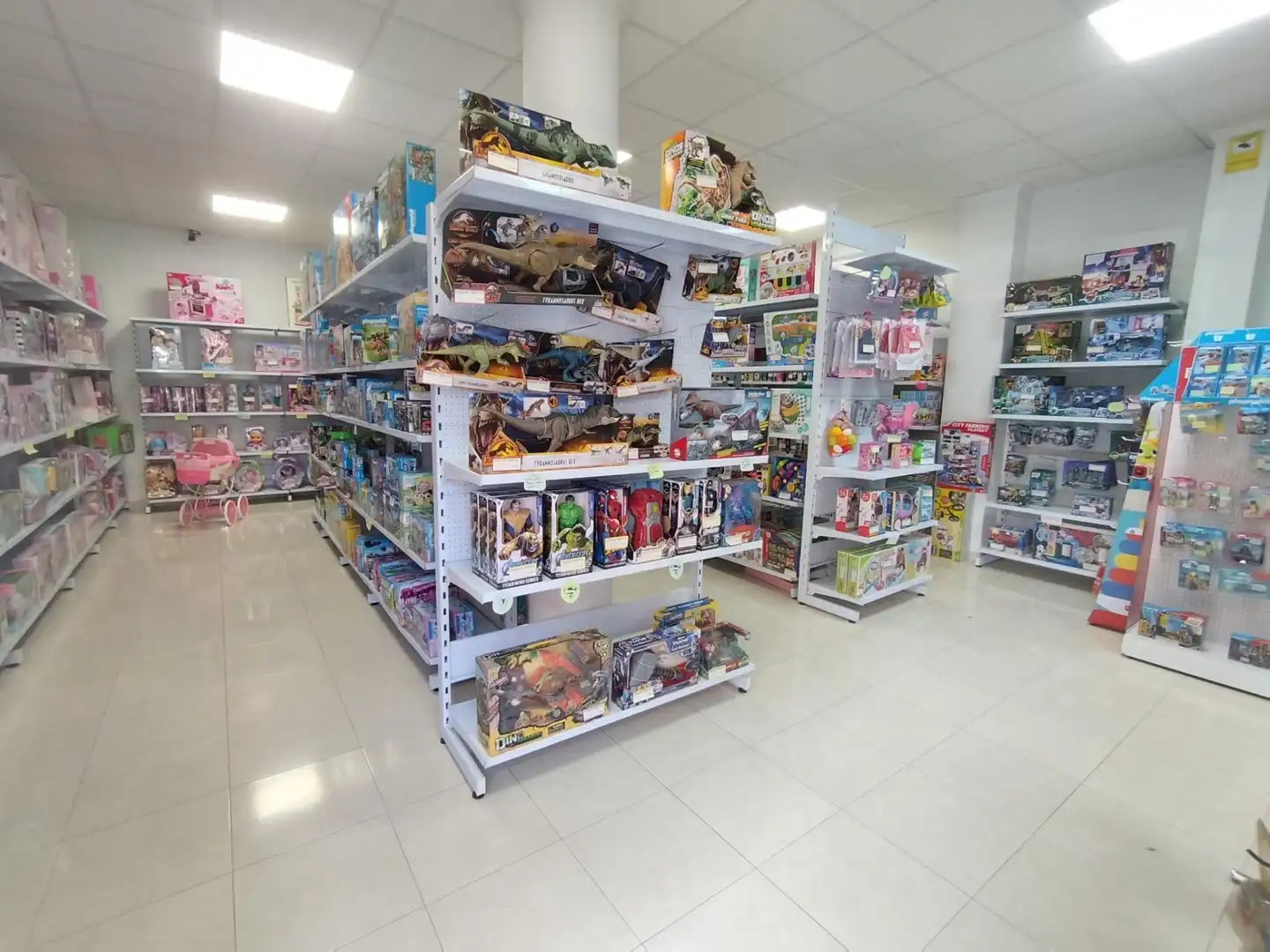 Local comercial en alquiler en Cieza, imagen 3