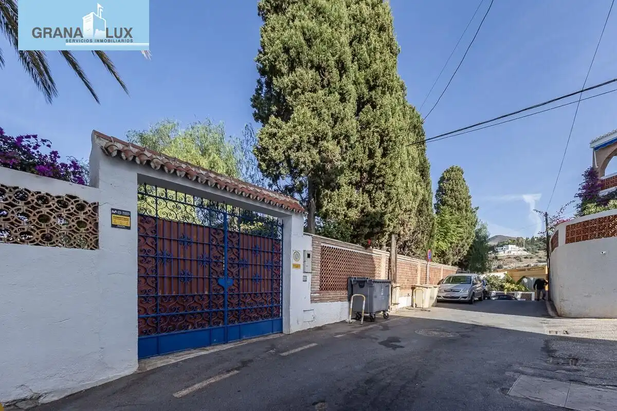Exterior view of Houses for sale in Almuñécar  with Air Conditioner, Heating and Private garden