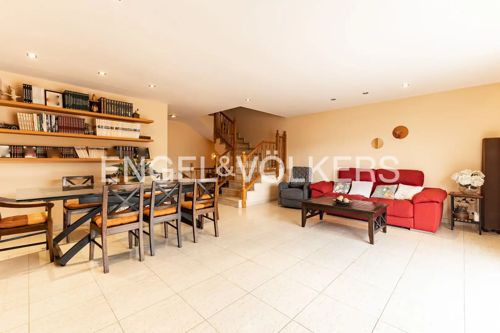 Adosado con terraza en venta en Nucli Urbà, imagen 8