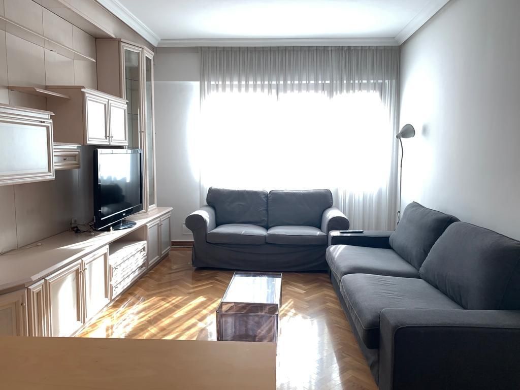 Living room of Flat to rent in  Madrid Capital  with Air Conditioner and Heating