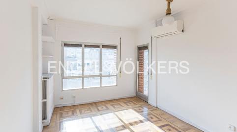 Photo 5 of Apartment to rent in Ciudad Jardín, Madrid