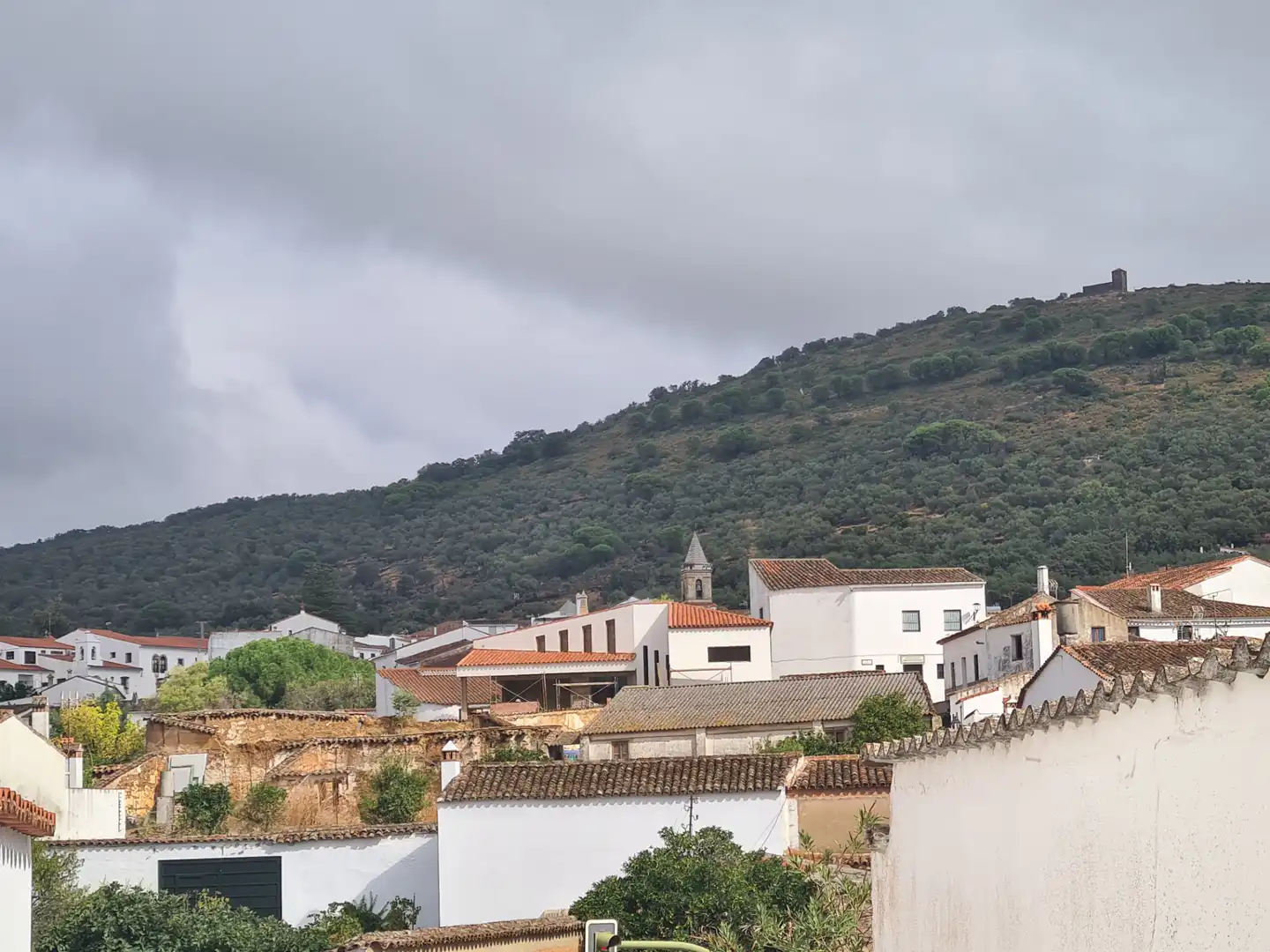 Vista exterior de Casa adosada en venta en Higuera de la Sierra con Aire acondicionado, Terraza y Trastero