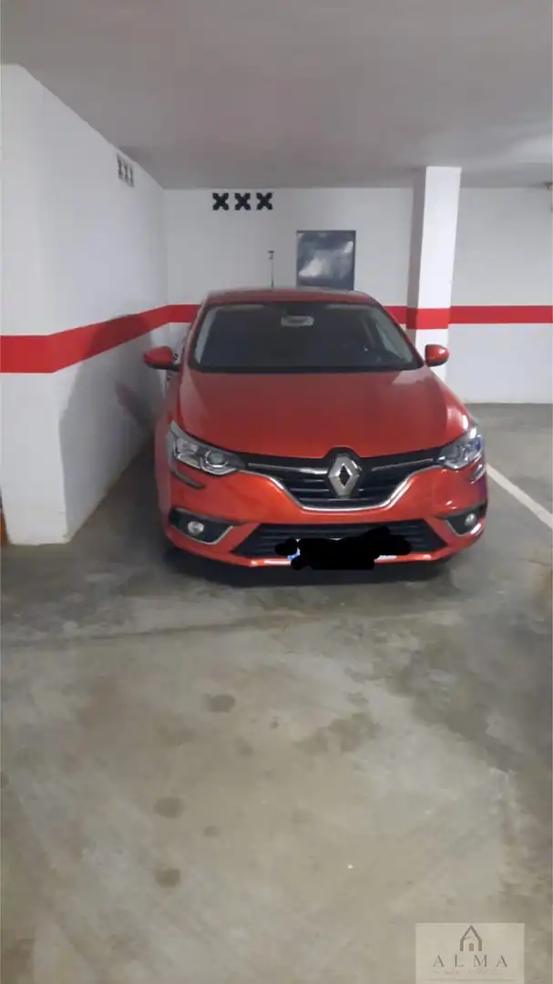 Einzelparkplatz zum Verkauf in Almendralejo