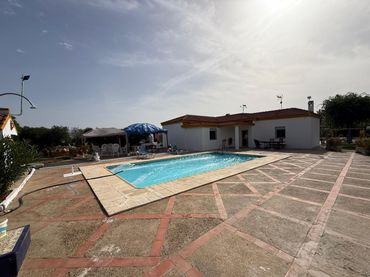 Xalet amb piscina en venda a Urbanizacion 5 Urbanización los Jinetes 1 Fase