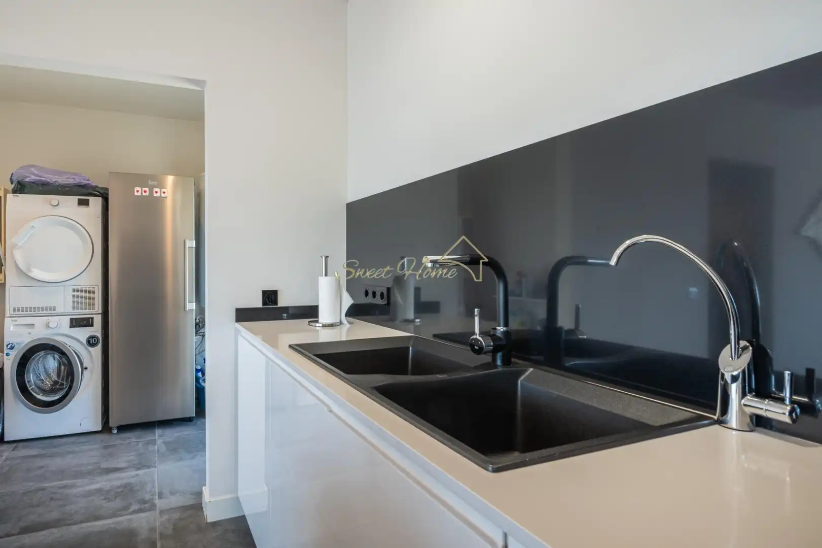 Cocina de Casa o chalet en venta en Alella con Aire acondicionado, Calefacción y Jardín privado