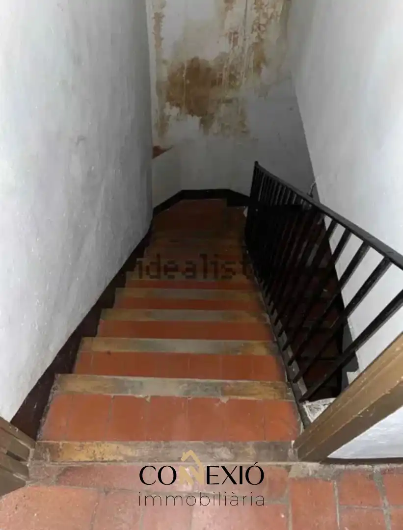 Buildings for sale in Bàscara