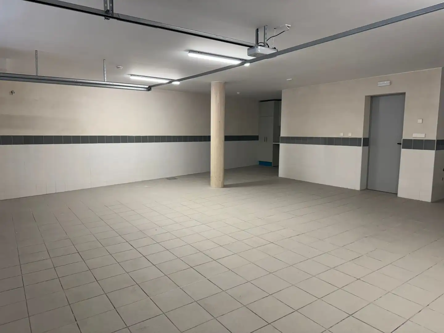 Casa adosada en venta en Boadilla del Monte con Aire acondicionado, Calefacción y Jardín privado