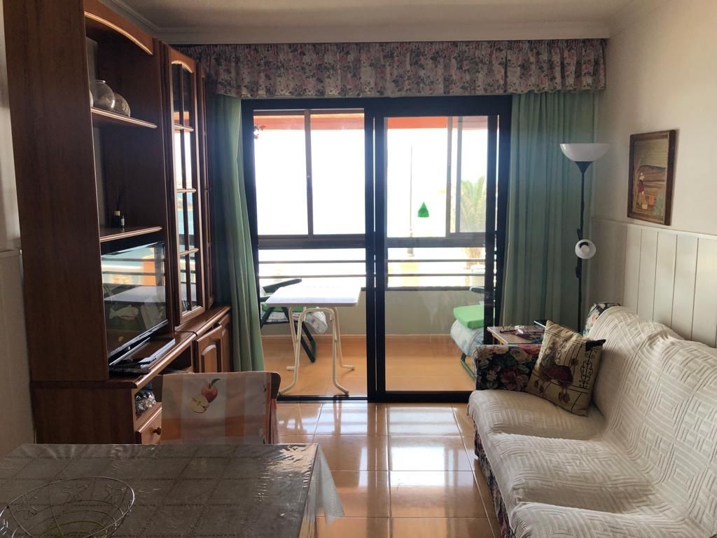 Living room of Flat to rent in Telde  with Furnished, Oven and Washing machine