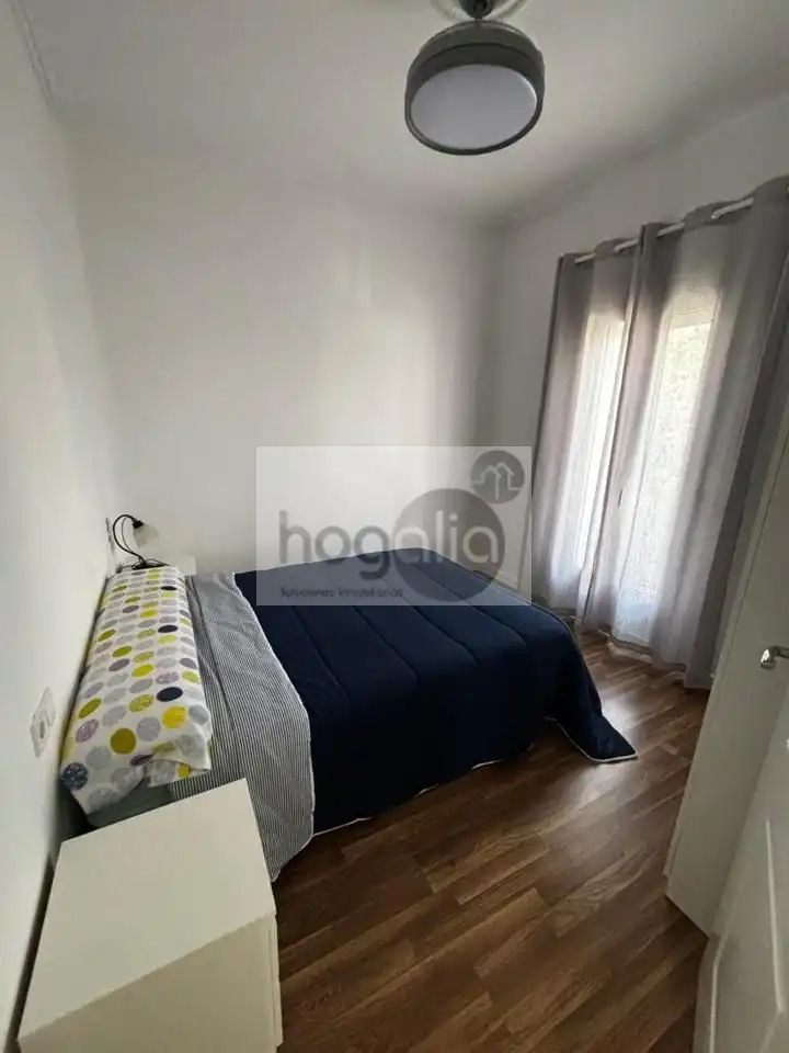 Flat for rent in Ciudad Jardín