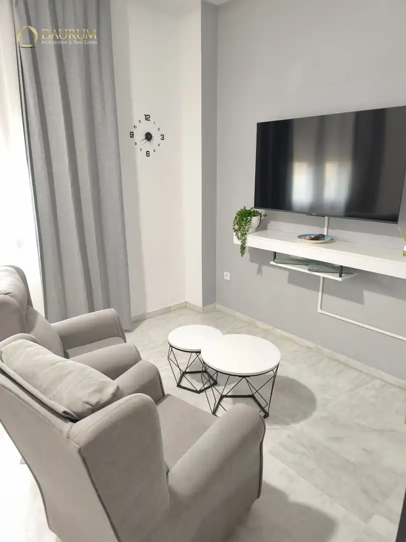 Living room of Apartments for sale in Sevilla  with Air Conditioner, Storage room and Swimming Pool