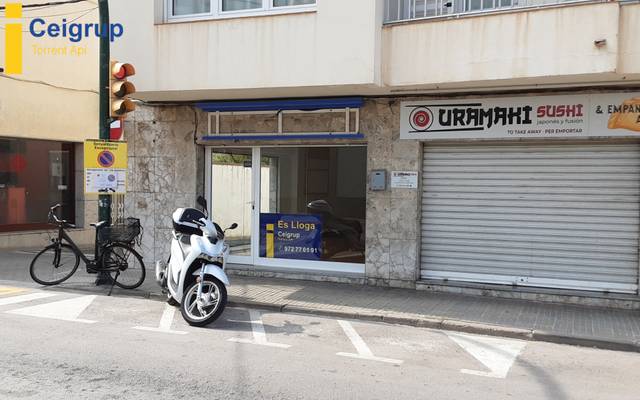 Local comercial en Alquiler en Nucli Antic