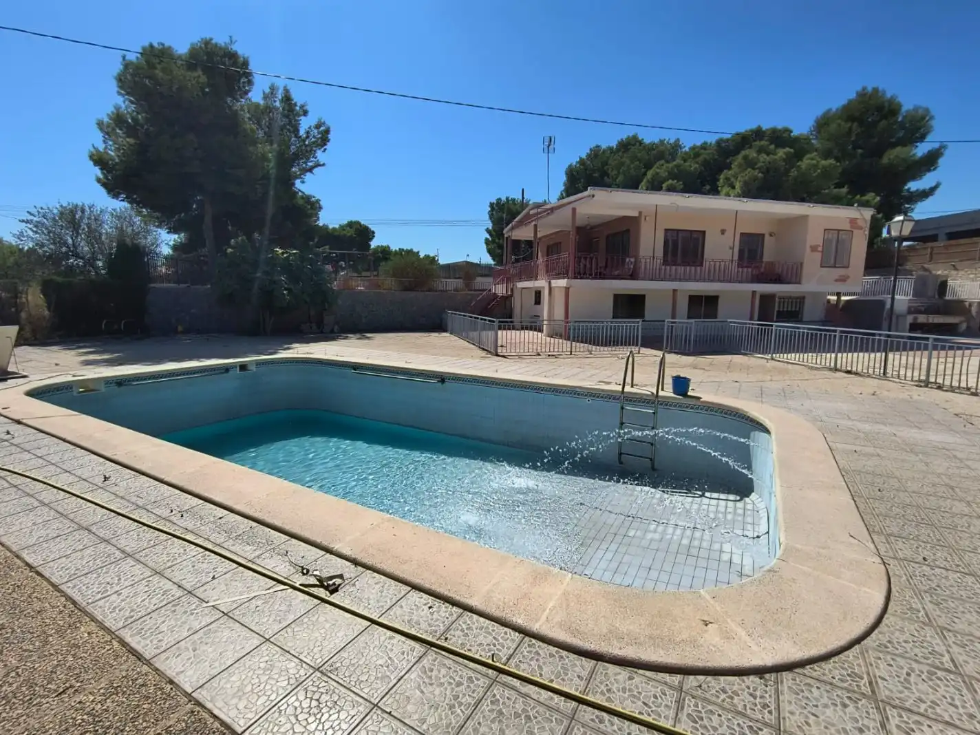 Piscina de Casa o xalet en venda en Crevillent amb Aire condicionat, Terrassa i Piscina