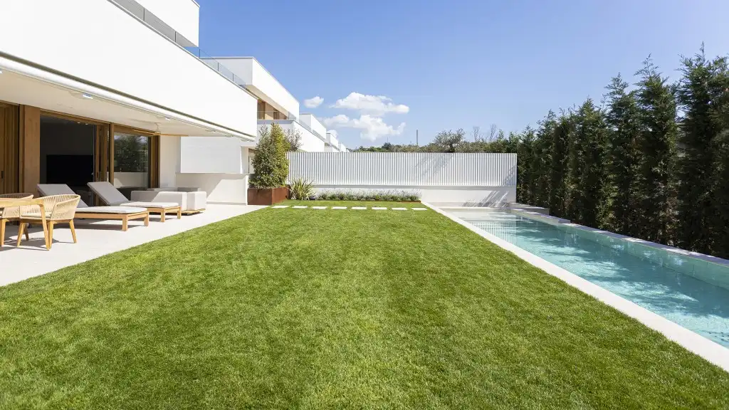 Piscina de Casa o xalet en venda en Sitges amb Aire condicionat, Calefacció i Jardí privat