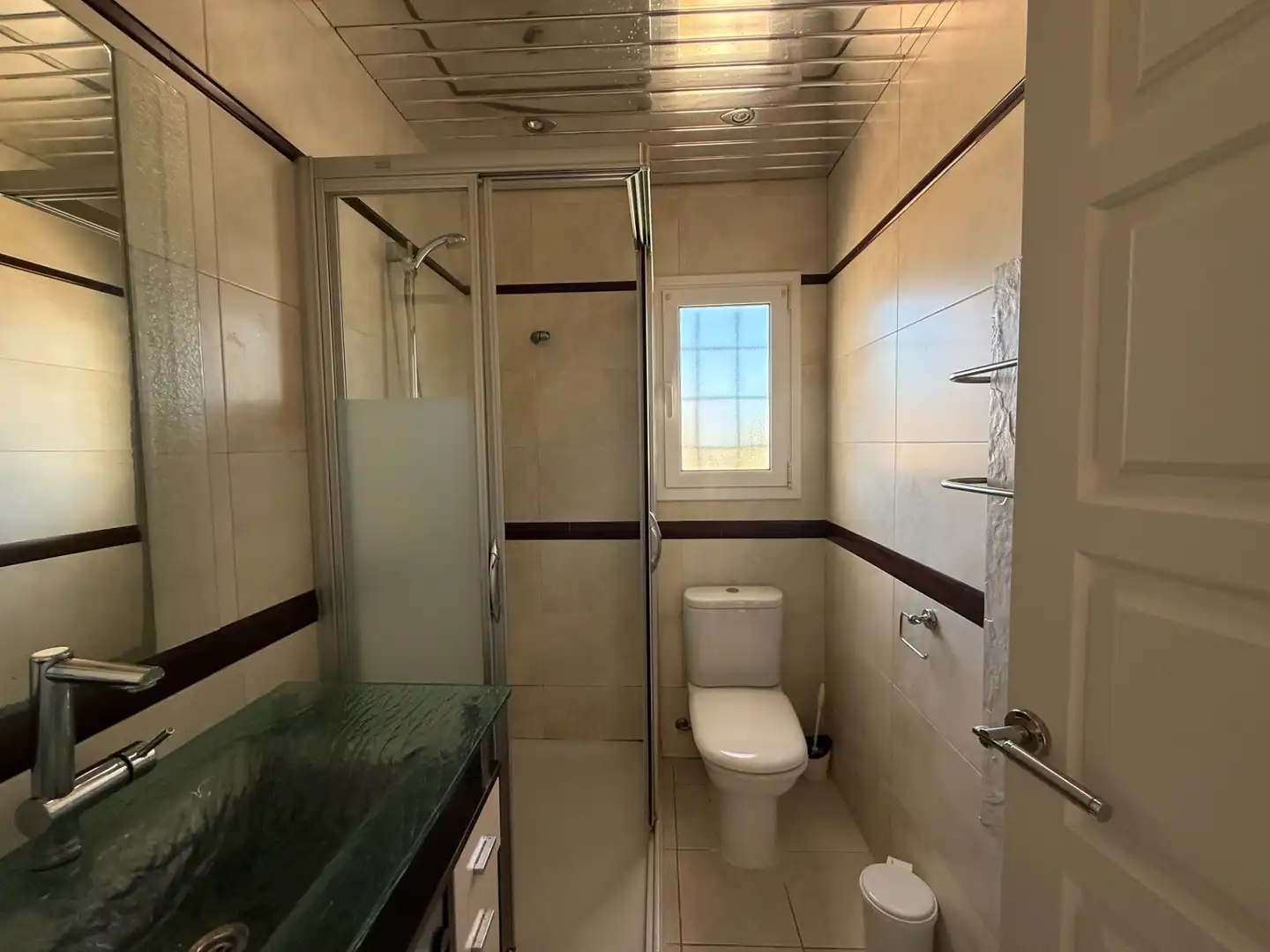 Baño de Casa o chalet en venta en L'Escala con Aire acondicionado, Calefacción y Jardín privado