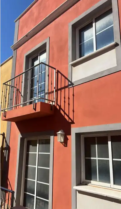 Casa adosada en venda a Calle a Bravo Figueroa, Centro
