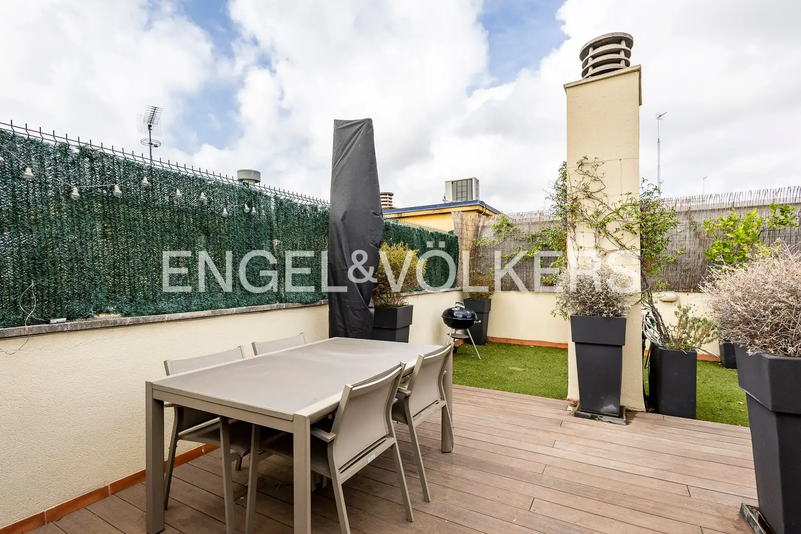 Terrace of Attic for sale in Esplugues de Llobregat  with Air Conditioner, Heating and Parquet flooring