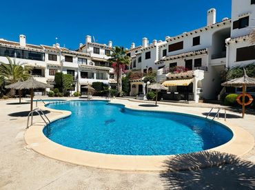 Bungalow con piscina in vendita a PONIENTE-CABO ROIG 77