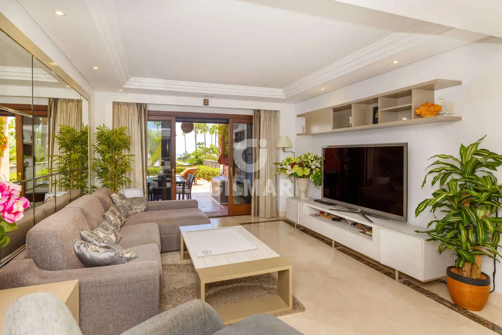 Sala de estar de Planta baja en venta en Estepona con Calefacción, Jardín privado y Trastero