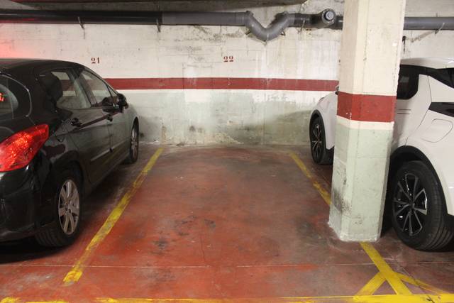 Garaje en Alquiler en Carrer de Pasteur, 1 en Ca n'Aurell