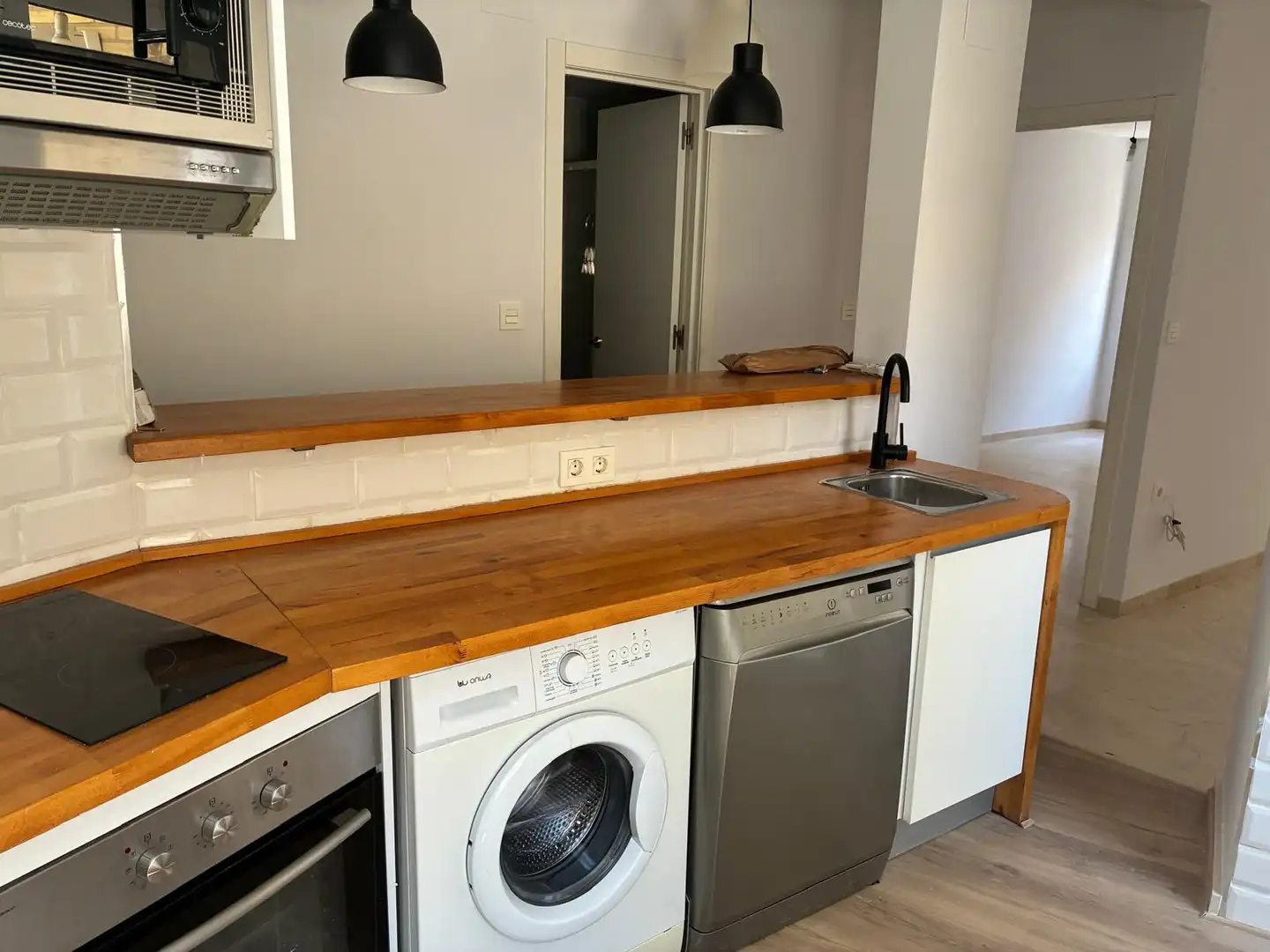 Cuina de Apartament de lloguer en Granada amb Aire condicionat, Traster i Forn